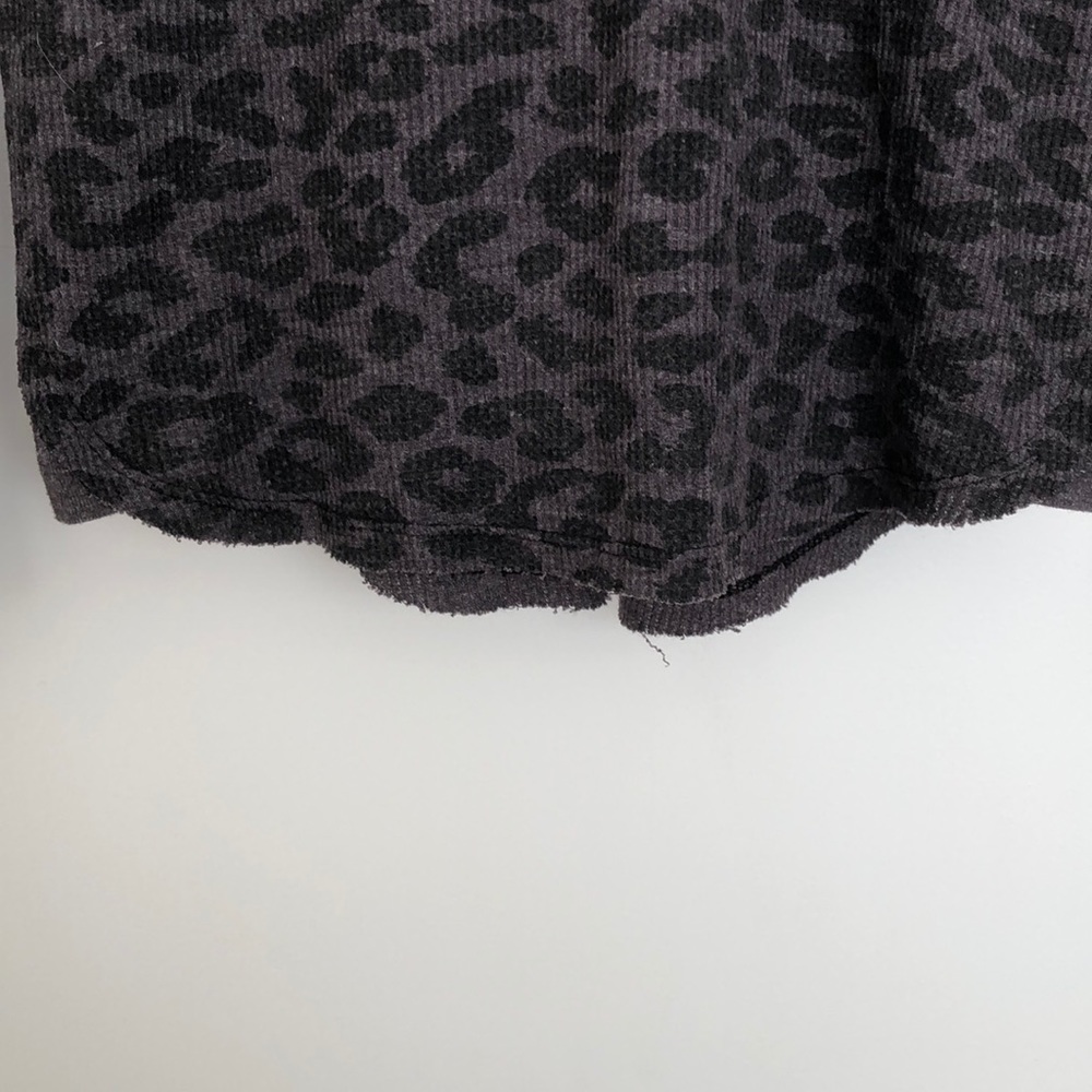 Free people leopard thermal - Picture 2 of 5